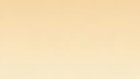 “惊心动魄！曼城5-4逆袭富勒姆，哈兰德达成百球里程碑，福登双响炸裂英超赛场”